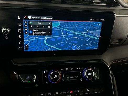 Used 2025 GMC Sierra 1500 AT4 image 21