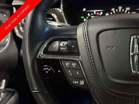 Used 2018 Lincoln Continental Reserve AWD/4WD image 11