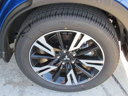 New 2026 Mitsubishi Eclipse Cross SE image 7