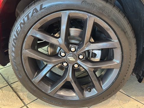 Used 2021 Dodge Charger SXT w/ Blacktop Package RWD image 12