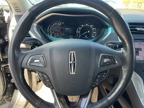 Used 2013 Lincoln MKZ FWD image 60