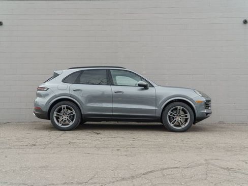 New 2026 Porsche Cayenne image 8