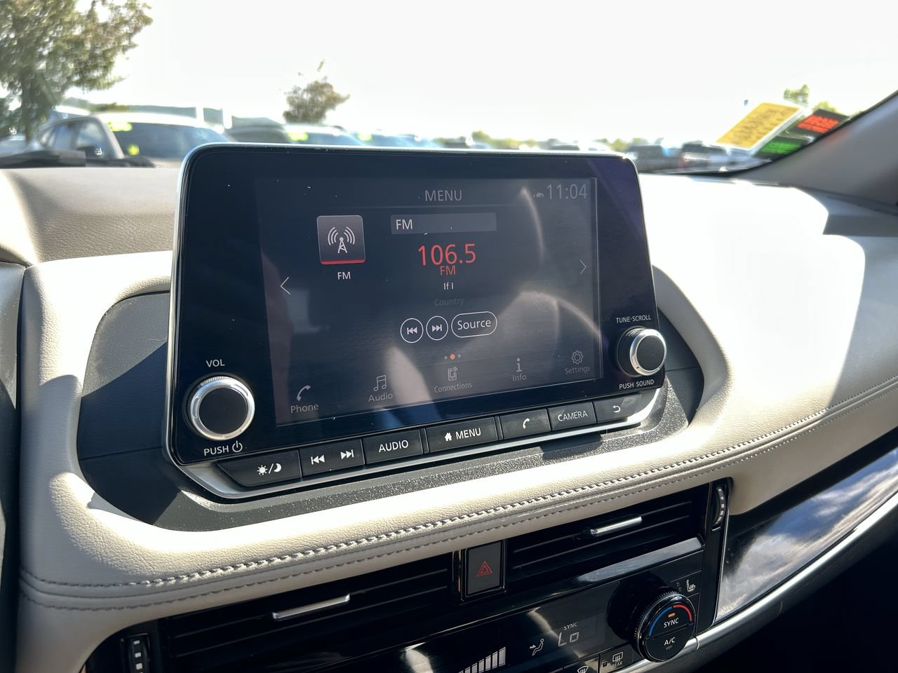 Used 2023 Nissan Rogue SL AWD/4WD image 27