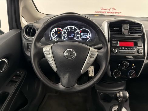 Used 2015 Nissan Versa Note SV FWD image 17