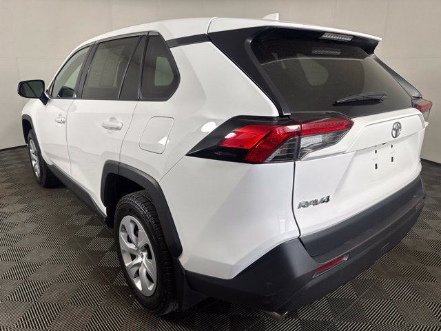 Used 2024 Toyota RAV4 LE AWD/4WD image 6
