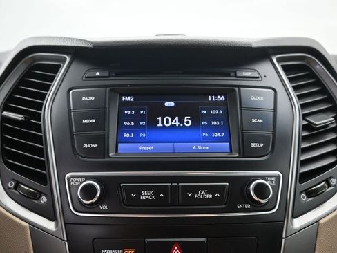 Used 2017 Hyundai Santa Fe Sport AWD/4WD image 14