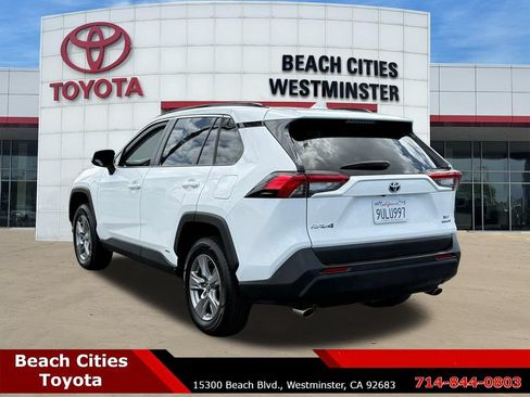 Certified 2024 Toyota RAV4 XLE AWD/4WD image 8