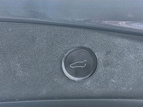 Used 2023 Tesla Model 3 Standard Range RWD image 28