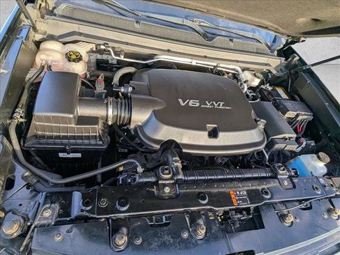 Used 2019 Chevrolet Colorado ZR2 image 21