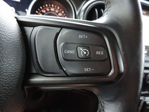 Used 2021 Jeep Wrangler Unlimited Sport image 28