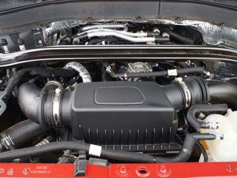 Used 2020 Ford Explorer Platinum w/ Premium Technology Package image 29