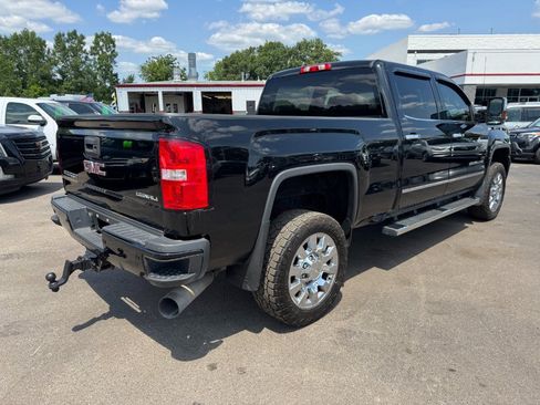 Used 2017 GMC Sierra 2500 Denali w/ Snow Plow Prep Package AWD/4WD image 5