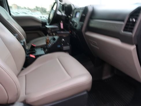 Used 2021 Ford F250 XL w/ Power Equipment Group RWD image 10