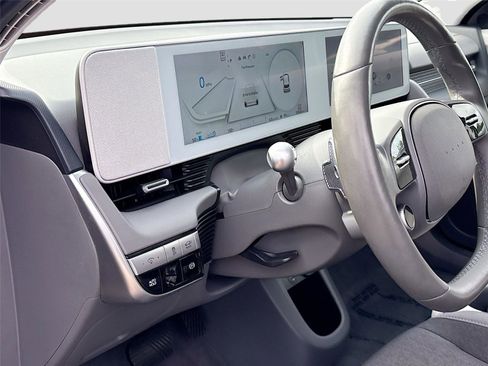 Used 2024 Hyundai Ioniq 5 SEL RWD image 10