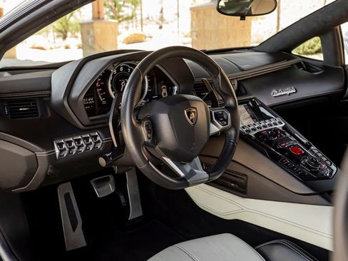 Used 2014 Lamborghini Aventador LP 700-4 AWD/4WD image 16