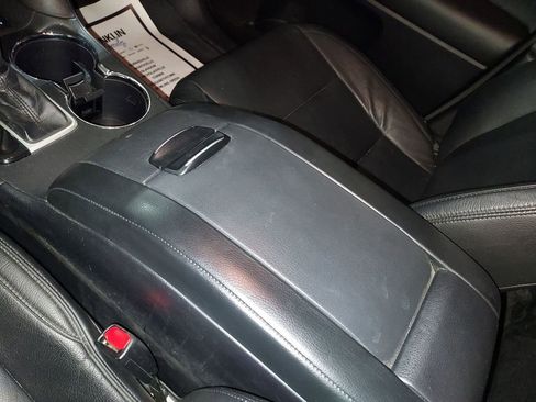 Used 2018 Toyota Highlander LE AWD/4WD image 26