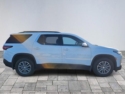 Used 2022 Chevrolet Traverse LT w/ LPO, Floor Liner Package image 8