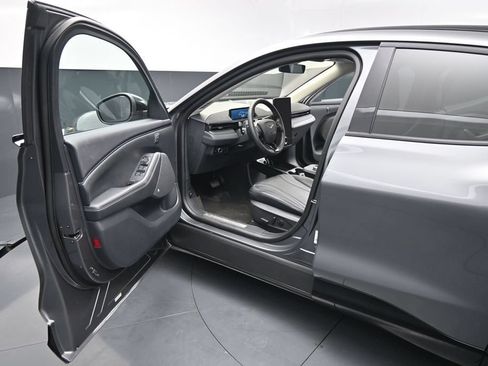 Used 2023 Ford Mustang Mach-E Premium RWD image 8