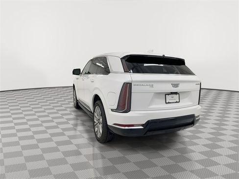 New 2025 Cadillac Escalade IQ Luxury 1 w/ LPO, Radiant Package image 8