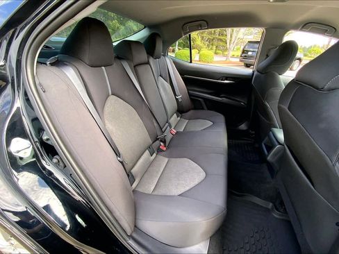 Used 2024 Toyota Camry LE image 19