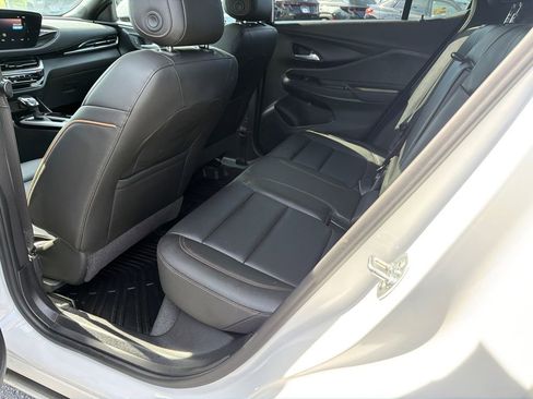 Used 2025 Buick Envista Avenir FWD image 21