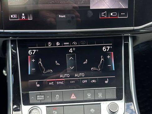 Used 2021 Audi Q7 3.0T Premium Plus w/ Premium Plus Package AWD/4WD image 19