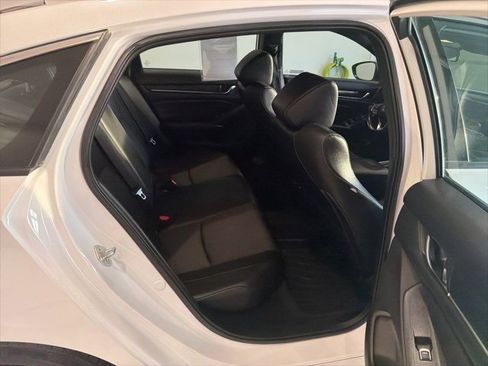 Used 2021 Honda Accord Sport image 15