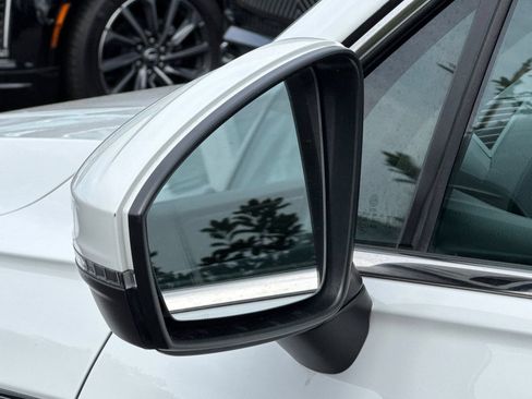 Used 2024 Volkswagen Tiguan Wolfsburg Edition FWD image 50
