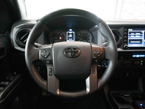 Used 2023 Toyota Tacoma TRD Sport AWD/4WD image 21