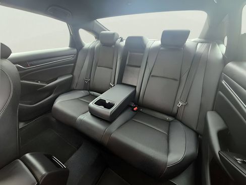 Used 2022 Honda Accord Sport image 15