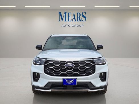 Used 2025 Ford Explorer Platinum w/ LUX Leather Package image 8