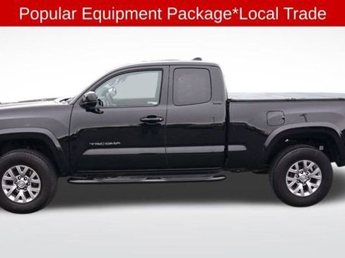 Used 2019 Toyota Tacoma SR5 image 2