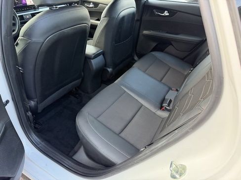 Used 2023 Kia Forte GT-Line w/ GT-Line Technology Package image 15