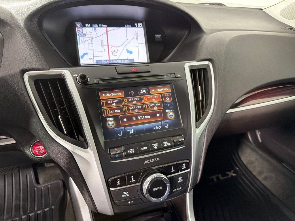 Used 2016 Acura TLX w/ Technology Package FWD image 16