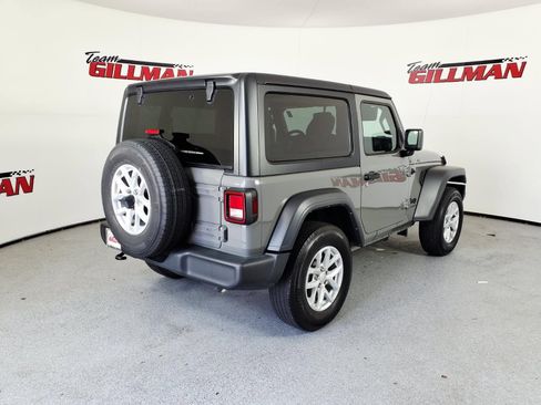 Used 2023 Jeep Wrangler Sport AWD/4WD image 10