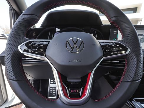 Used 2024 Volkswagen GTI Autobahn image 17