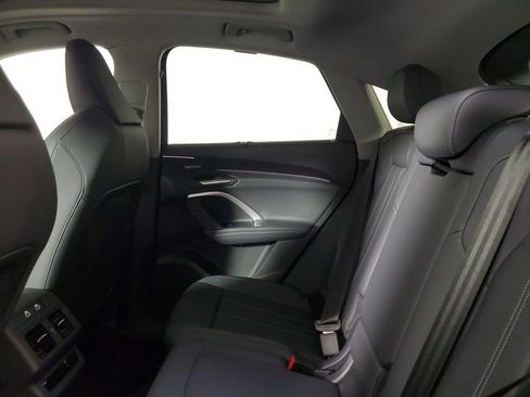 New 2026 Audi Q5 Premium Plus AWD/4WD image 12