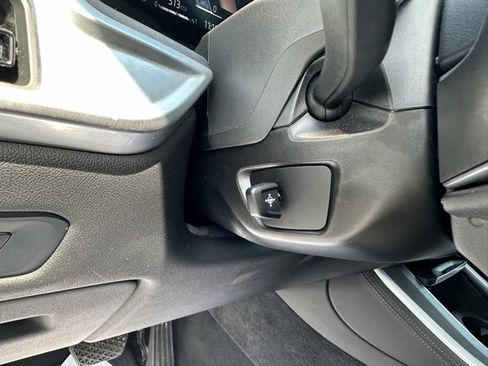 Used 2024 BMW X5 xDrive40i w/ Premium Package image 23