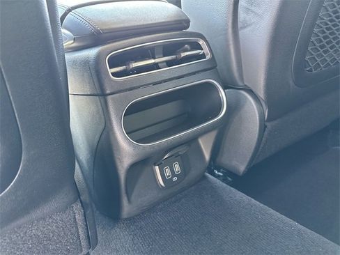 Used 2022 Genesis GV70 2.5T w/ Select Package image 18