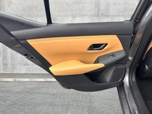 New 2024 Nissan Sentra SV w/ SV Premium Package image 9