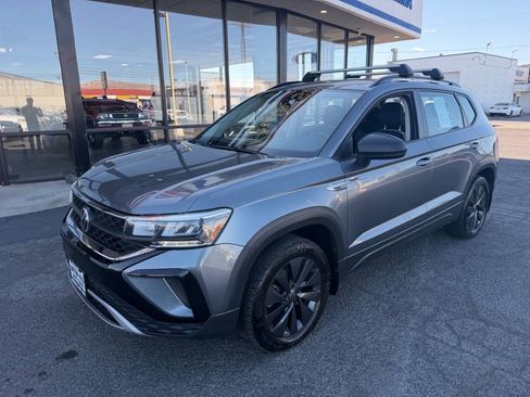 Used 2022 Volkswagen Taos S AWD/4WD image 1