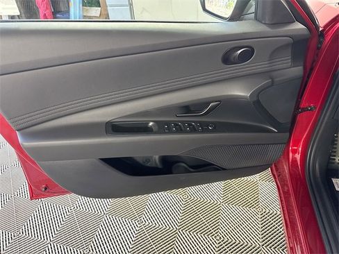 New 2025 Hyundai Elantra Sport image 28