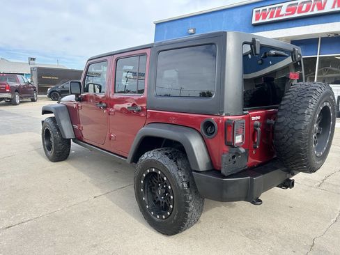 Used 2011 Jeep Wrangler Unlimited Rubicon w/ Trailer Tow Group image 4