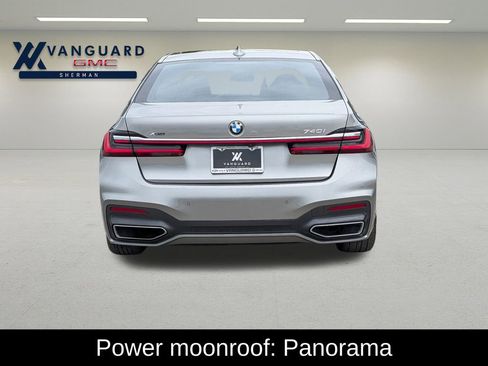 Used 2022 BMW 740i xDrive w/ M Sport Package image 6