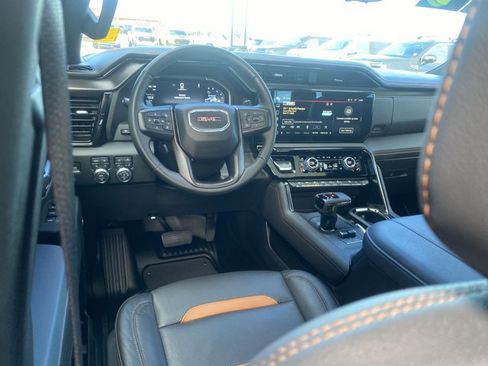 Used 2024 GMC Sierra 1500 AT4 w/ Technology Package image 18