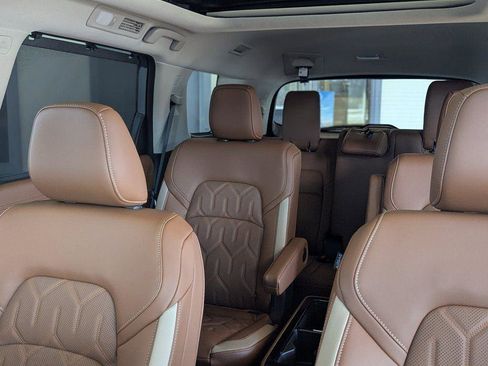 New 2026 Nissan Pathfinder Platinum w/ Cargo Package AWD/4WD image 35