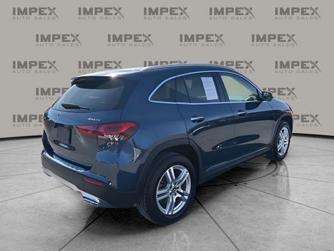 Used 2022 Mercedes-Benz GLA 250 4MATIC w/ Premium Package Lite image 5