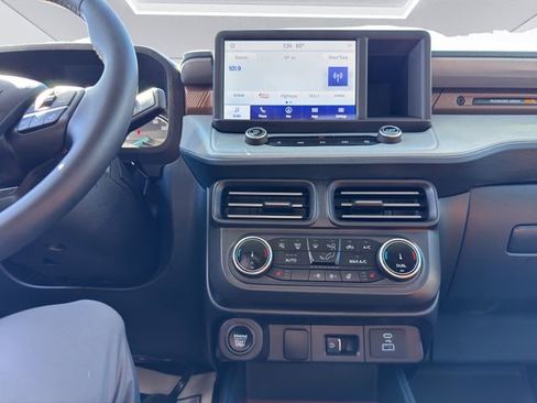 Used 2024 Ford Maverick Lariat w/ 4K Tow Package image 16