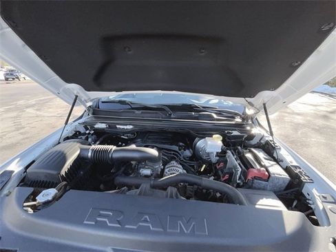 Used 2019 RAM 1500 Big Horn image 28