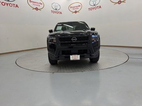 Used 2026 Nissan Frontier SV w/ Tow Package RWD image 4